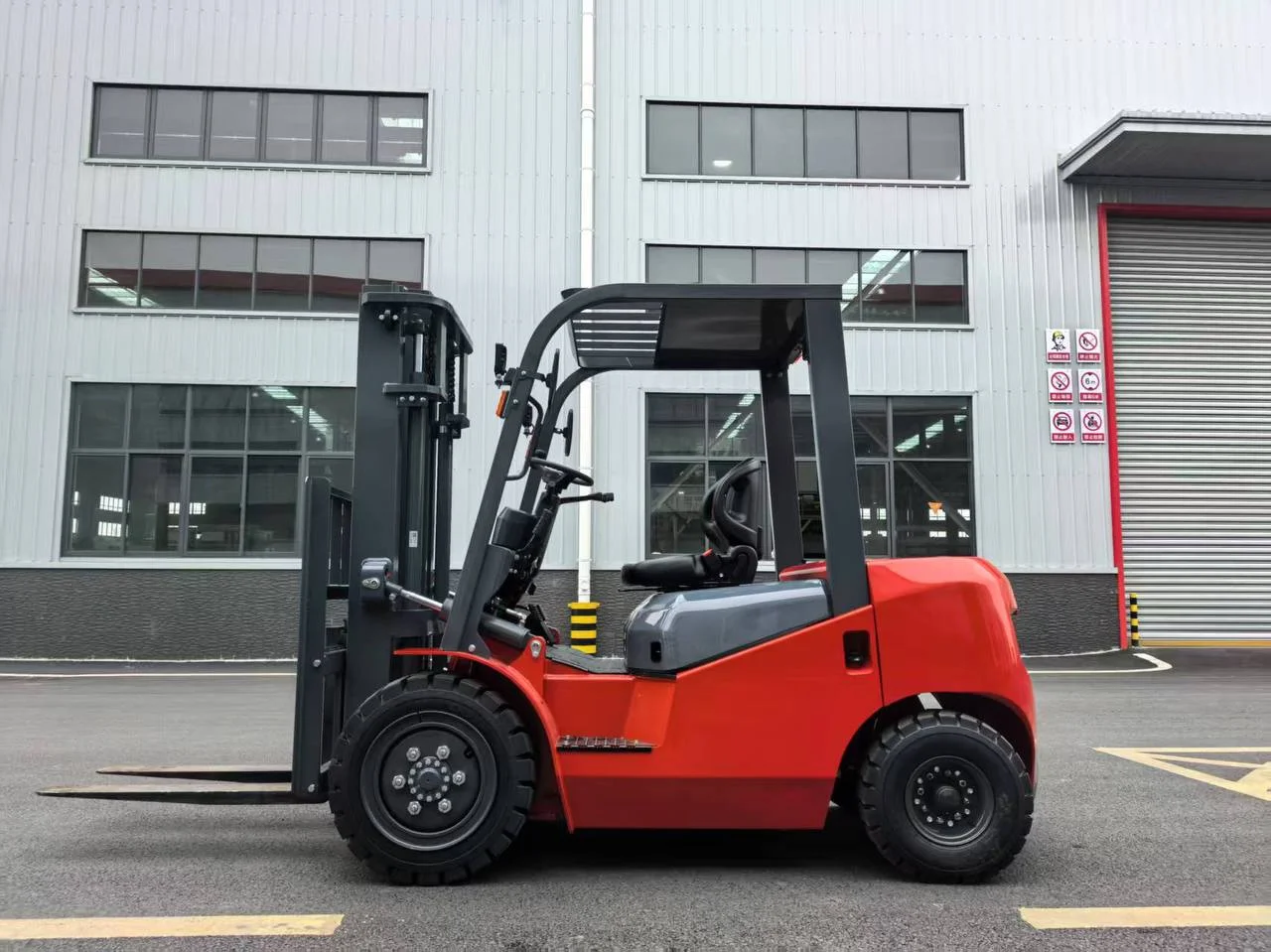 SHANN FD35 RT4 - дизельный внедорожный автопогрузчик 3.5 т