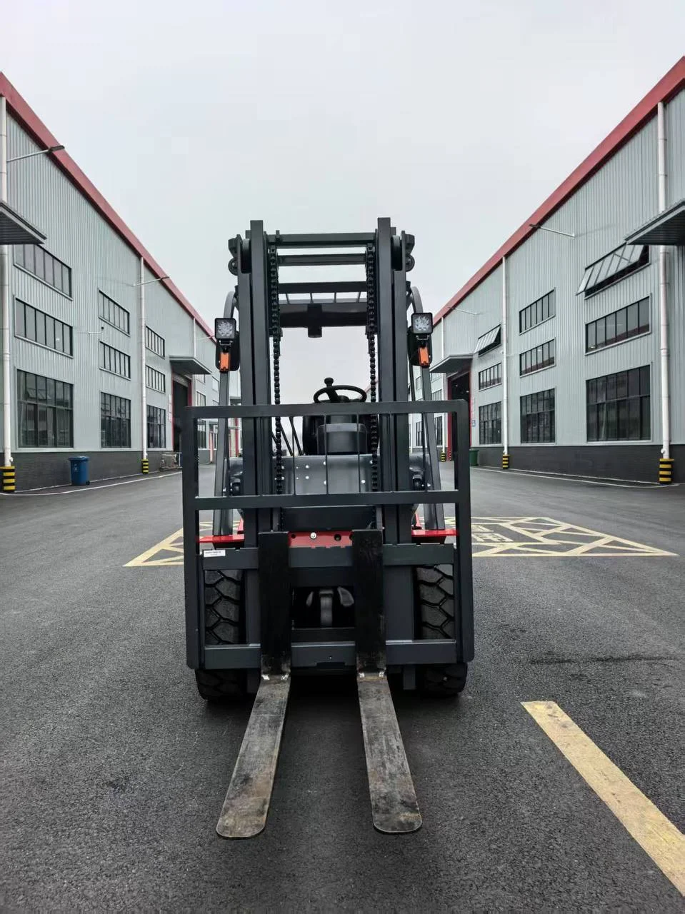 SHANN FD35 RT4 - дизельный внедорожный автопогрузчик 3.5 т