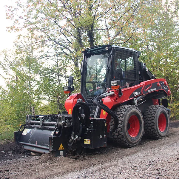 Колесной мини-погрузчик Eurocomach 19 SK