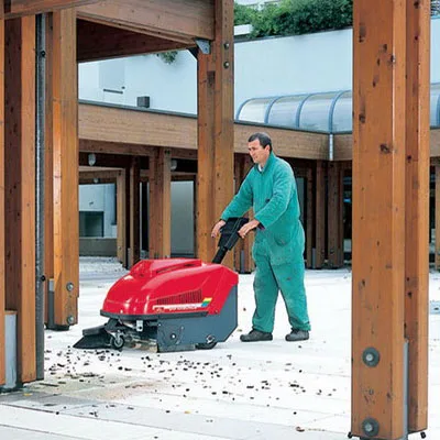 Машина подметальная LION 600 ET