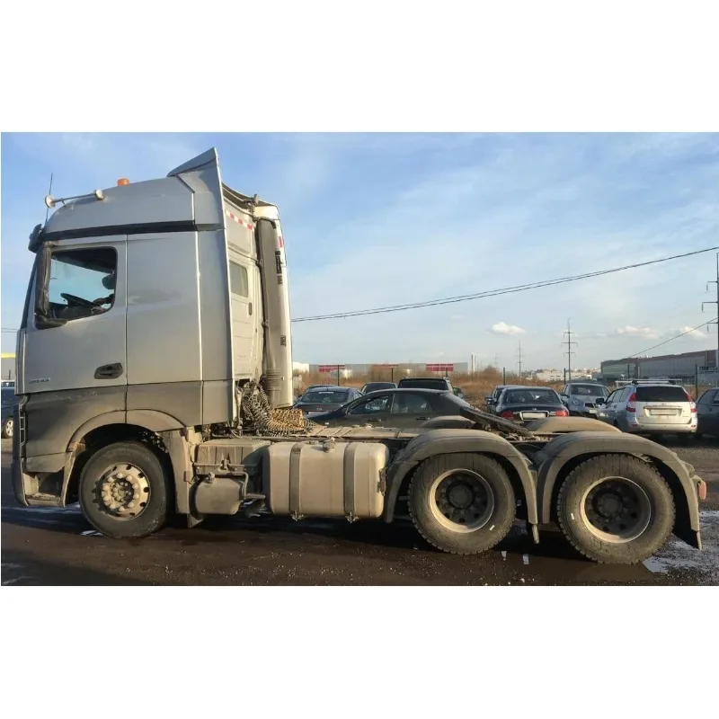 Седельный тягач Mercedes-Benz 2653 б/у