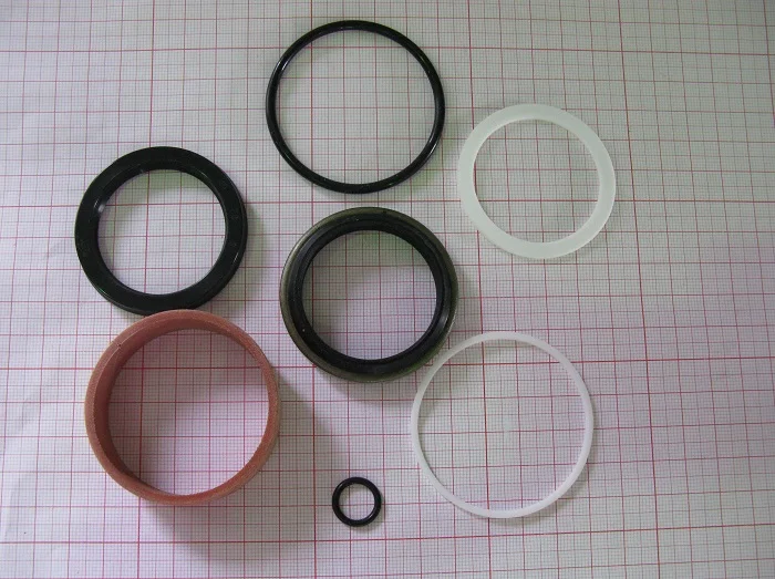 04653-30371-71 Ремкомплект цилиндра подъема d-40 (TRP)