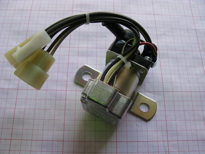 1-82533-021-3 Реле (TRP)