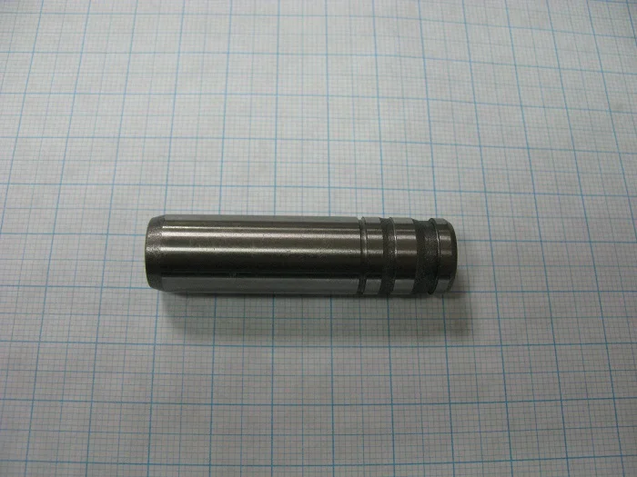 11122-76007-71 Направляющая впускного клапана Toyota 4Y