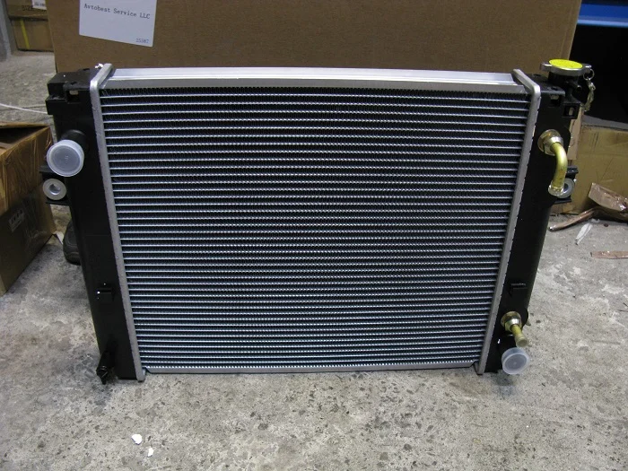 16420-36610-71, 16410-23431-71 Радиатор Toyota 8F30/1DZ, 4Y,2Z (HH)