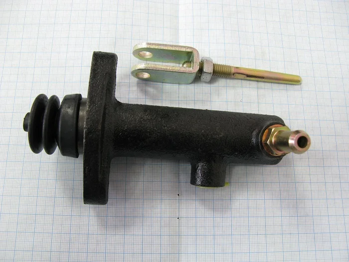 239A5-40501 Главный цилиндр сцепления (TRP)