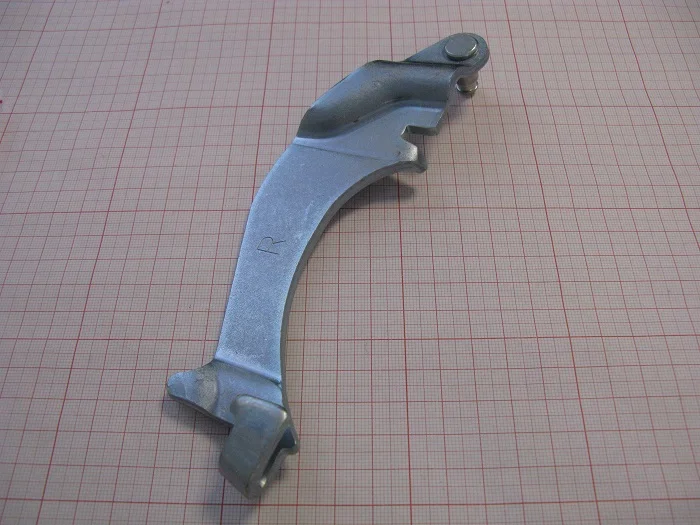 47405-10480-71 Рычаг тормозной колодки RH Toyota 1-1,8 т. (HH)