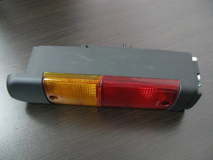 56640-26600-71 Фара комбинированная задняя левая 8сер. 1-3тн. (TRP)