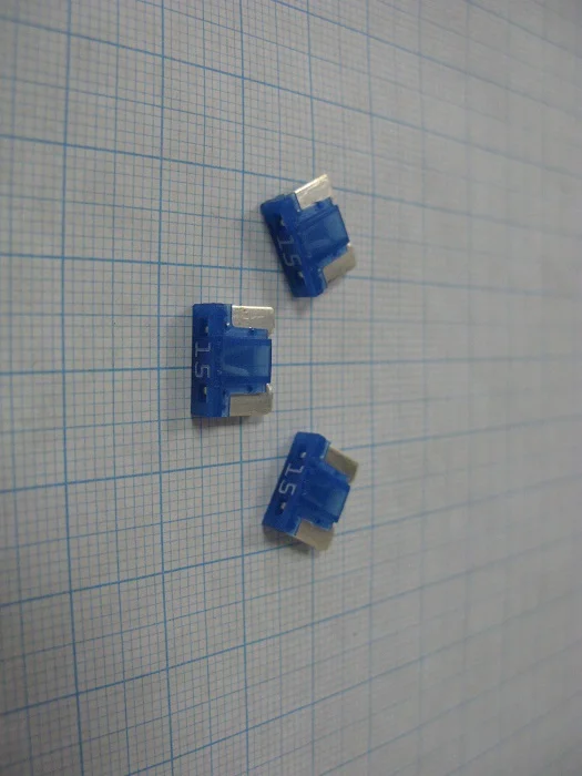 80982-76044-71 Предохранитель вставка 15А