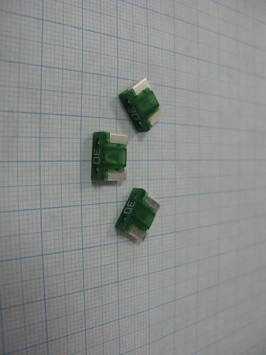 80982-76047-71 Предохранитель вставка 30А