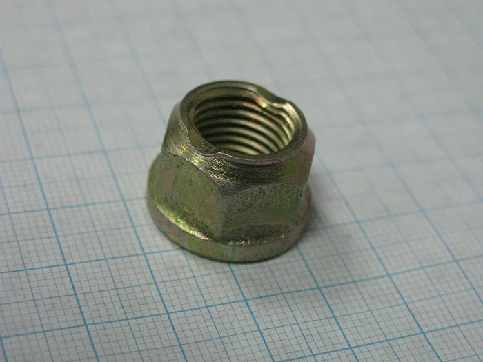 90179-14002-71 Гайка (HH)