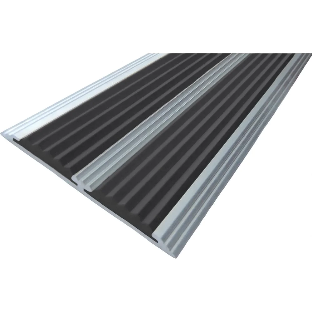 Двойная противоскользящая алюминиевая полоса ООО Элитпроф ECO 70 мм, с черной вставкой, 2,7 м АНСП 70 Ч 270 ECO