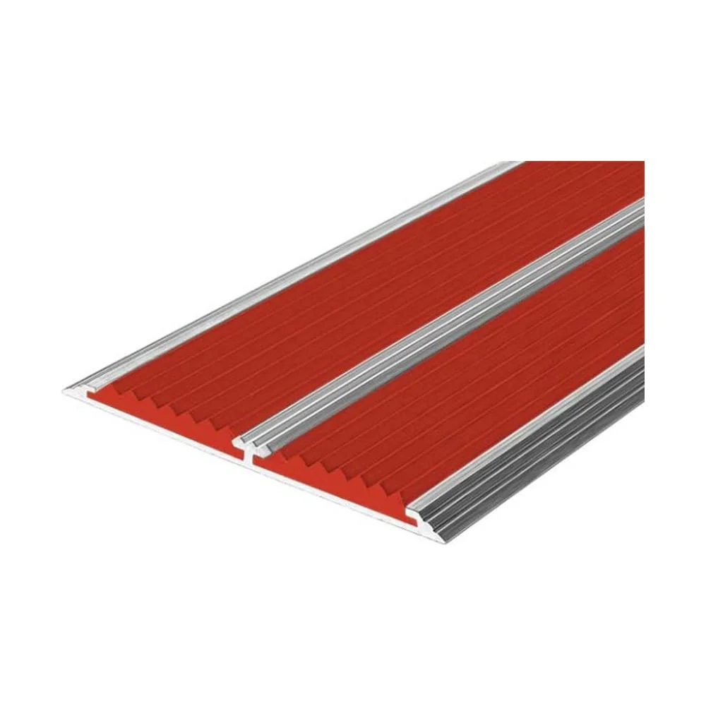 Двойная противоскользящая алюминиевая полоса ООО Элитпроф ECO 70 мм, с красной вставкой, 3 м АНСП 70 К 300 ECO