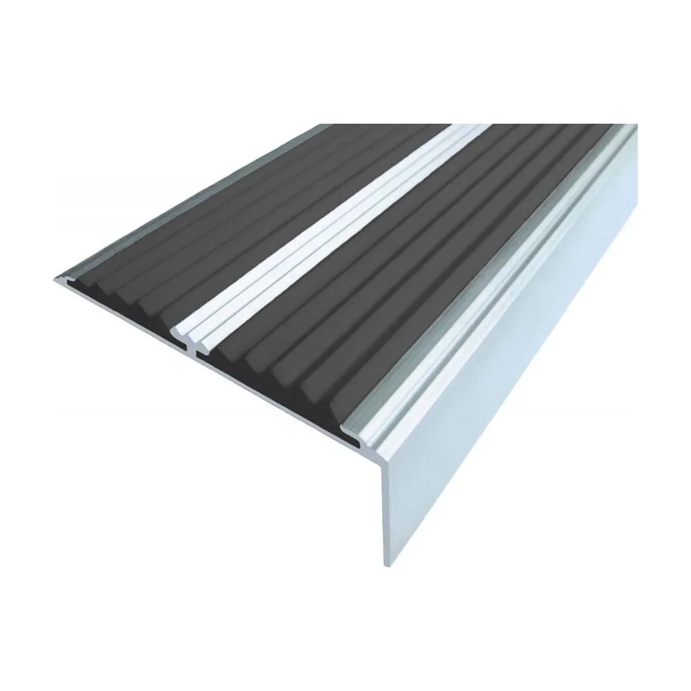 Двойной противоскользящий алюминиевый угол-порог ООО Элитпроф ECO 68x22,5 мм, с черной вставкой, 2,7 м АДУ 68x22,5 Ч 270