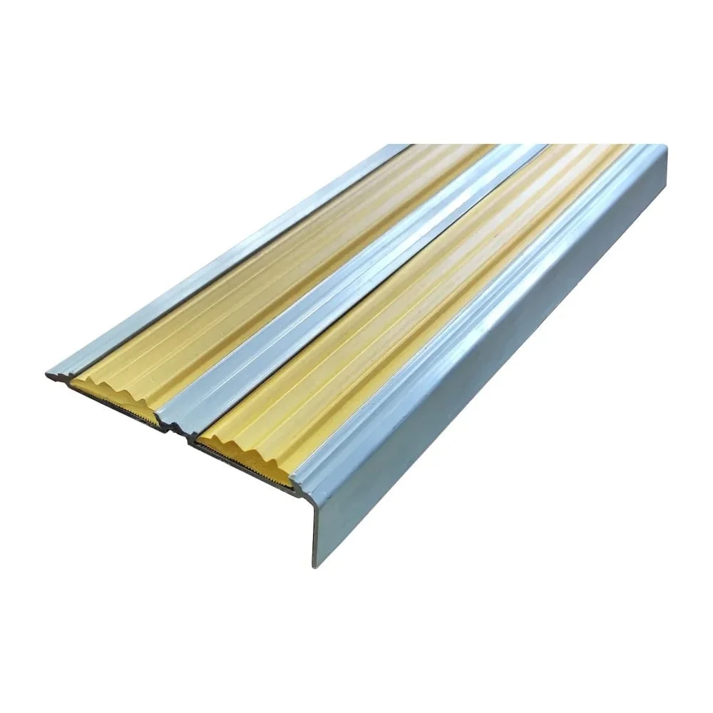 Двойной противоскользящий алюминиевый угол-порог ООО Элитпроф ECO 68x22,5 мм, с желтой вставкой, 3 м АДУ 68x22,5 Ж 300