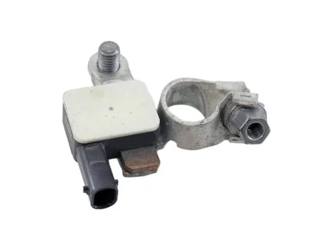 Аккумулятор Датчик 8889221366 для Volvo двигателя D4204T16 транспортного средства XC40