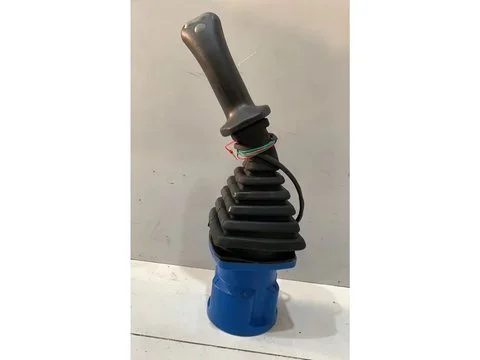 Контроллер Джойстик в сборе Ручка Левый (LH) 410113-00146A для Doosan экскаватора Solar 255LC-V