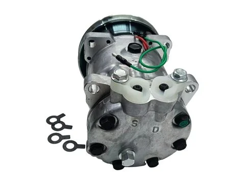 Воздушный компрессор 23B-07-61112 для Komatsu автогрейдера GD535-5 GD555-5 GD655-5 GD655-6 GD675-3E0 GD675-5