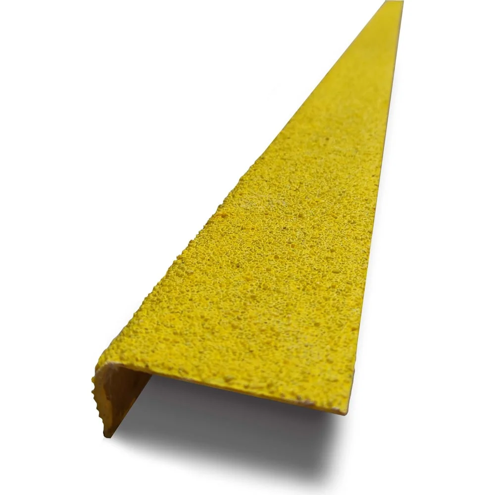 Противоскользящий уголок ООО "Стелс-Нева" из композитного материала