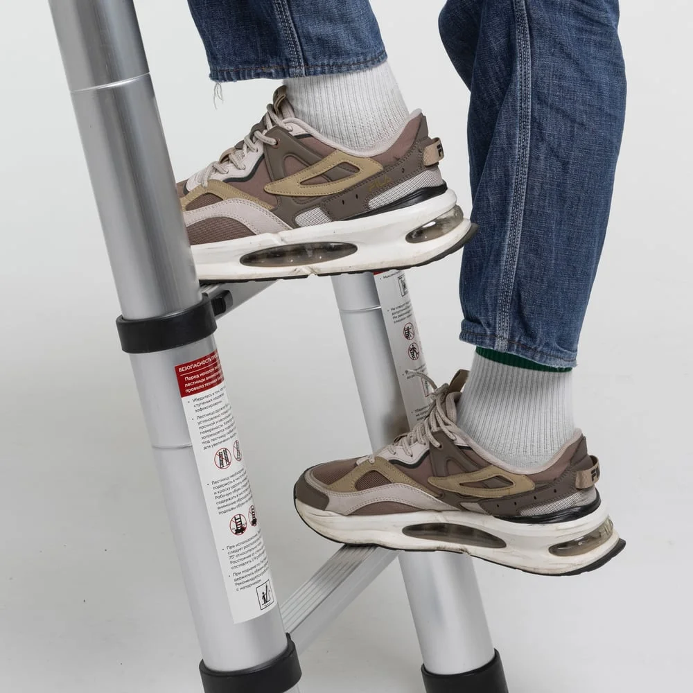 Телескопическая лестница-стремянка WORKY 1.9м/3.8м, 6/12 ступеней