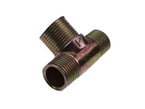 Распылитель форсунки Фитинг Топливный Тройник R71963 для John Deere двигателя 3029 4039 4045 6059 6068